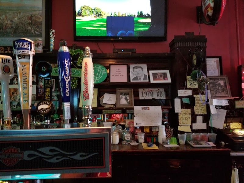 Lizzie's Lounge - photo 3