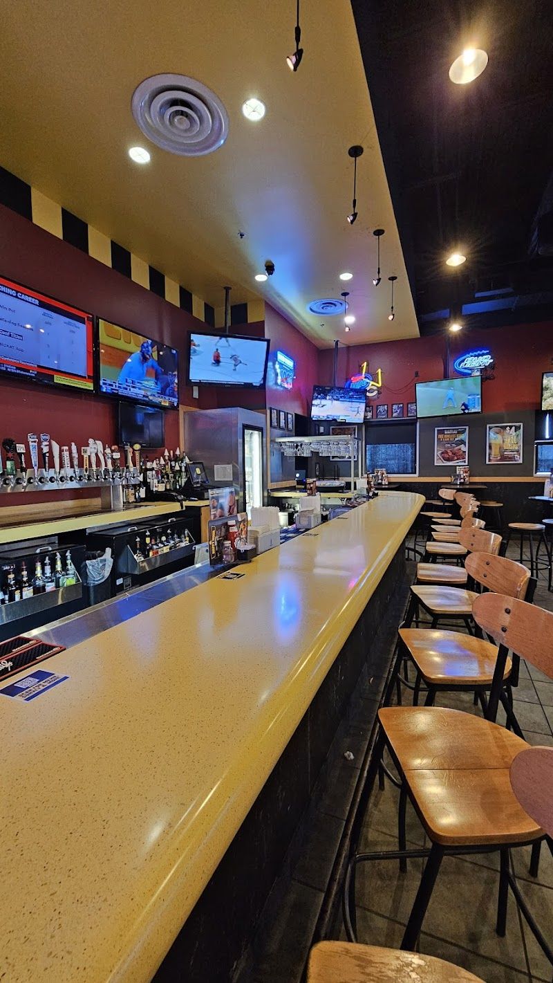 Buffalo Wild Wings - photo 6