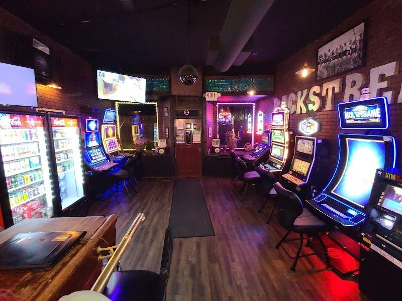 The Backstreet (w/Live Gaming) - photo 5