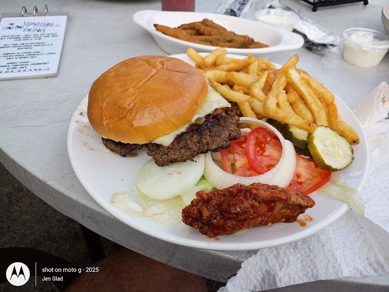 Skoog's Pub & Grill - photo 5