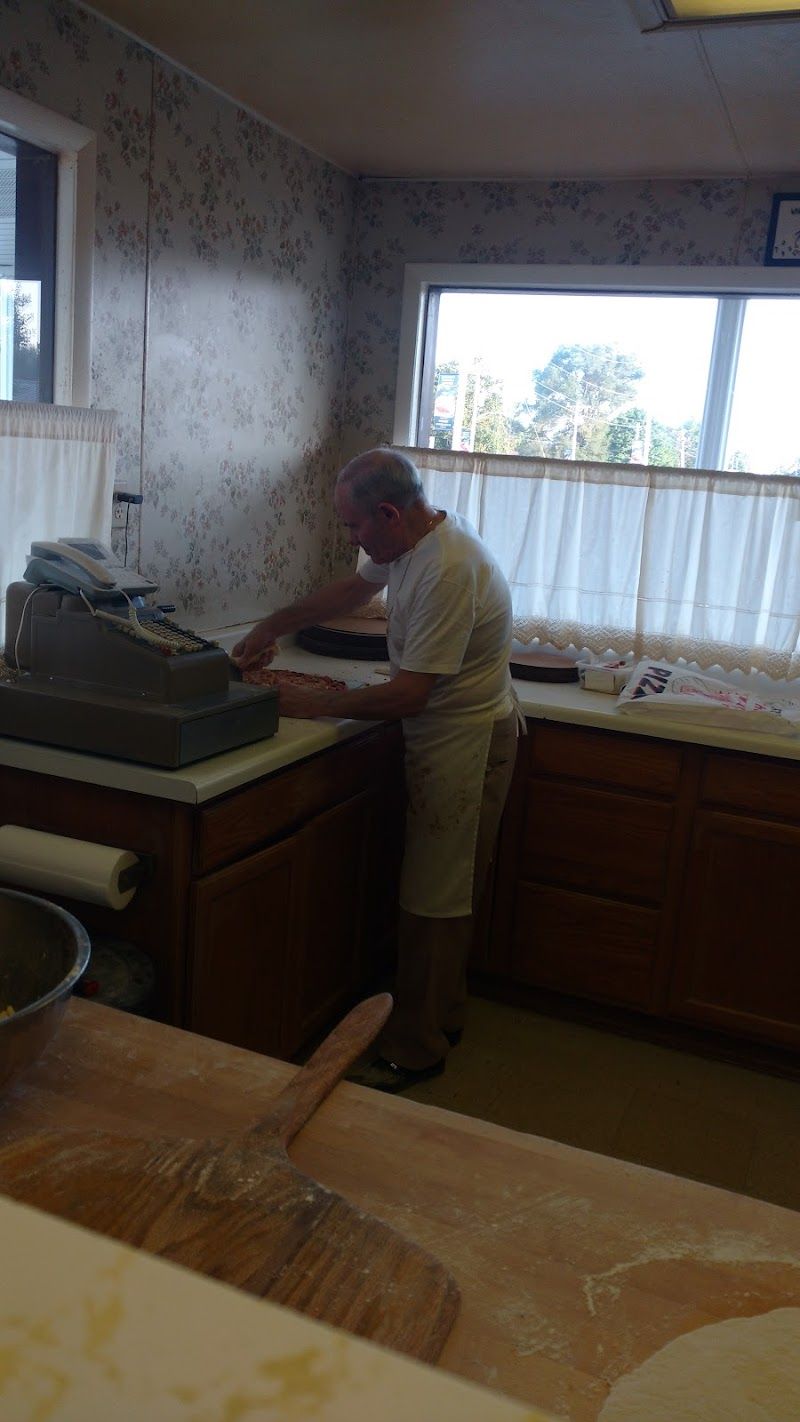 Sam's Pizza - photo 6