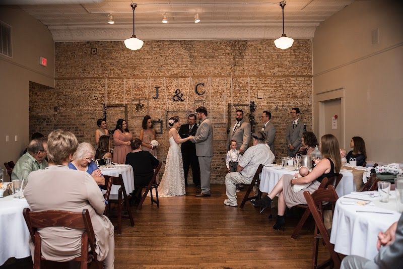 Lock 16 Cafe' and I&M Canal Visitor Center - photo 4