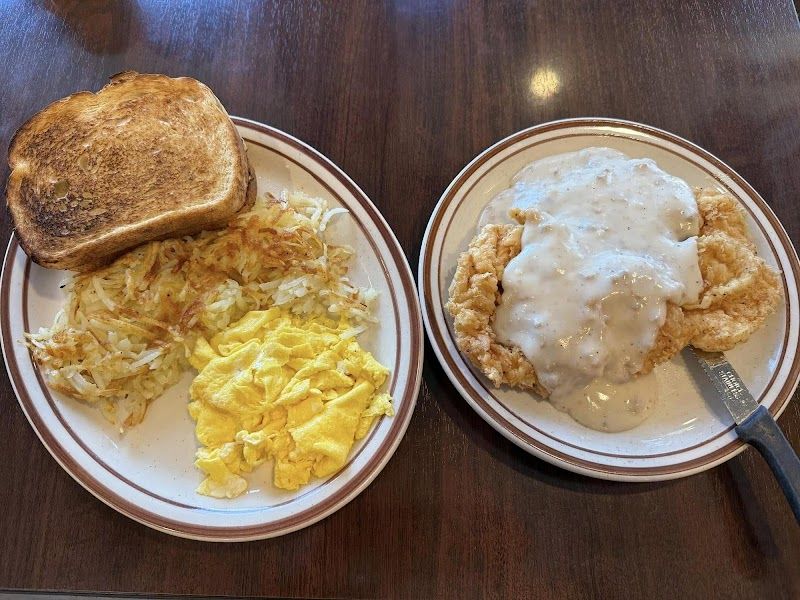 Four Star Family Restaurant - photo 6