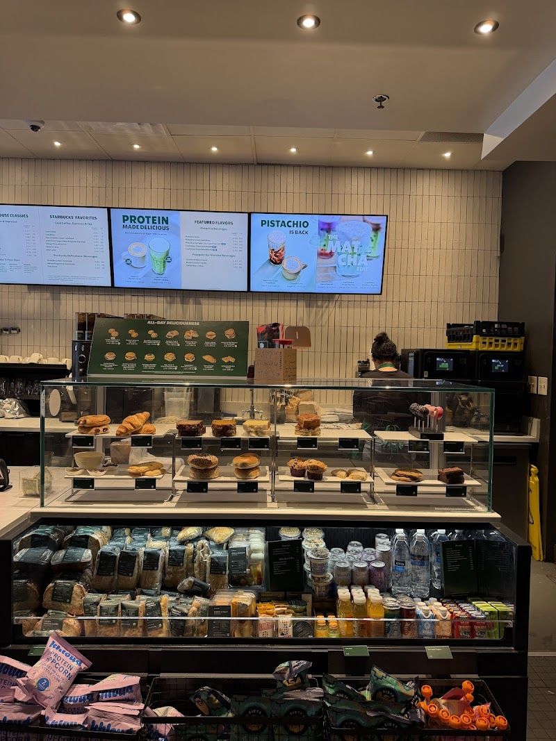 Starbucks Coffee Company - photo 6