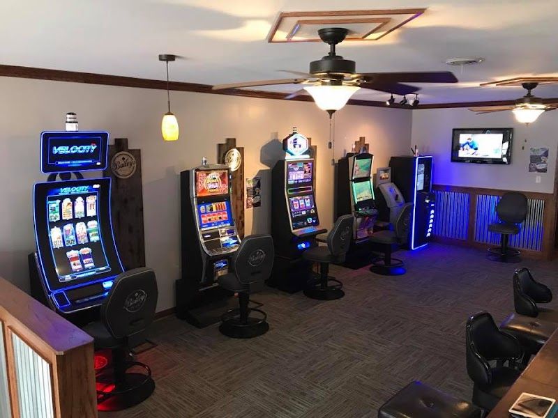 Bailey's Place Gaming Cafe - primary photo