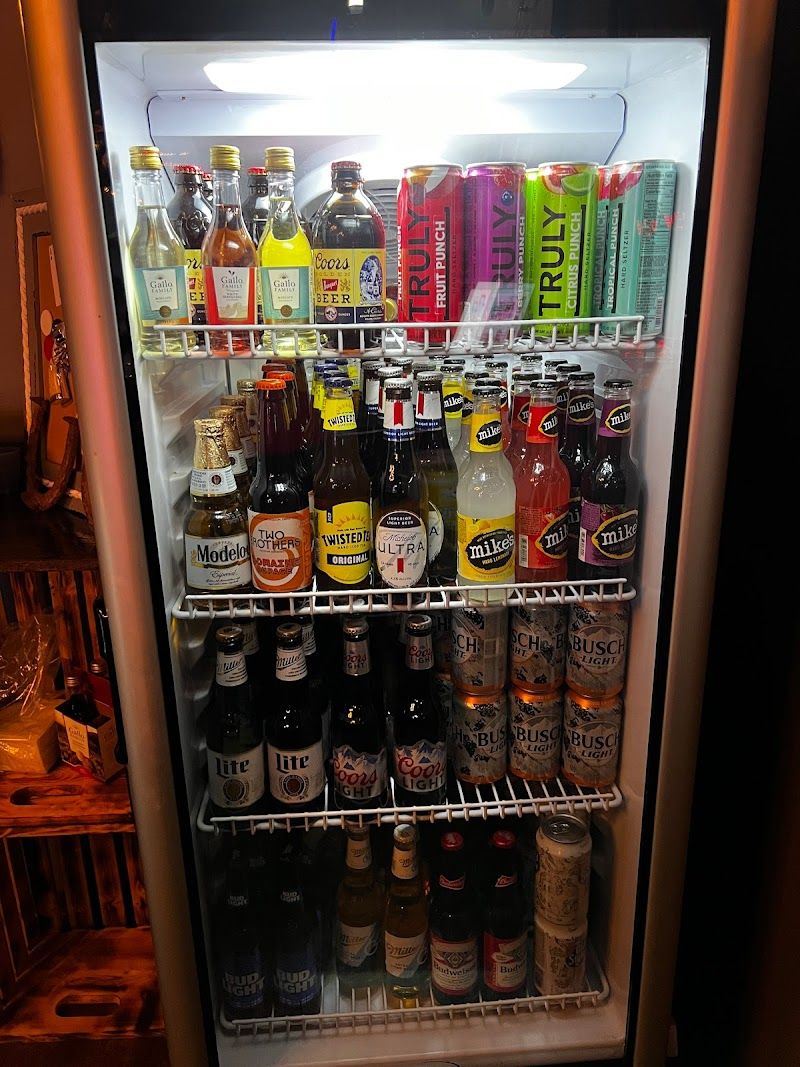 Lucky Spur Saloon And Gaming - photo 6