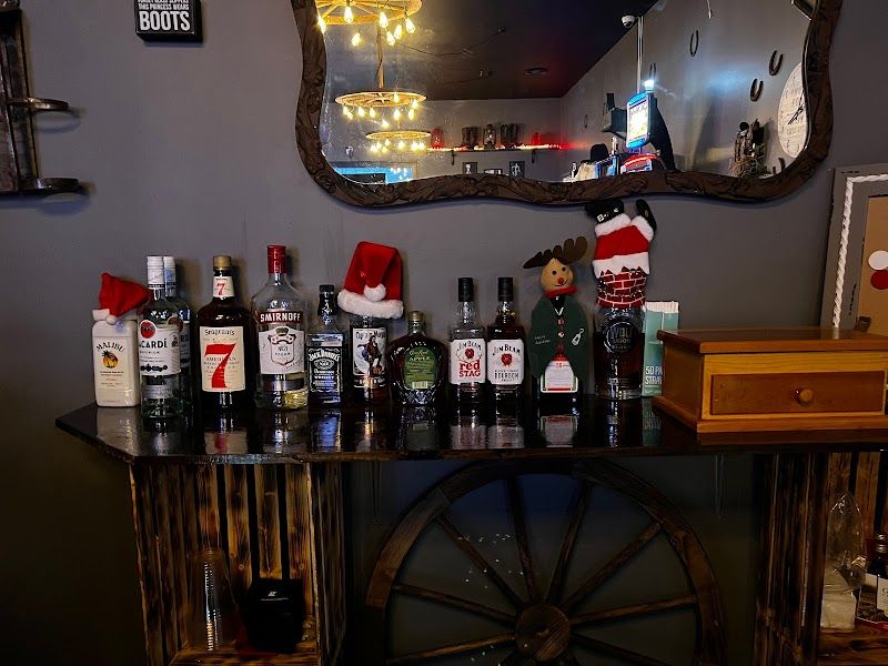 Lucky Spur Saloon And Gaming - photo 4