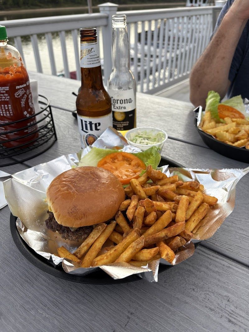 Stubbz Galley - photo 3