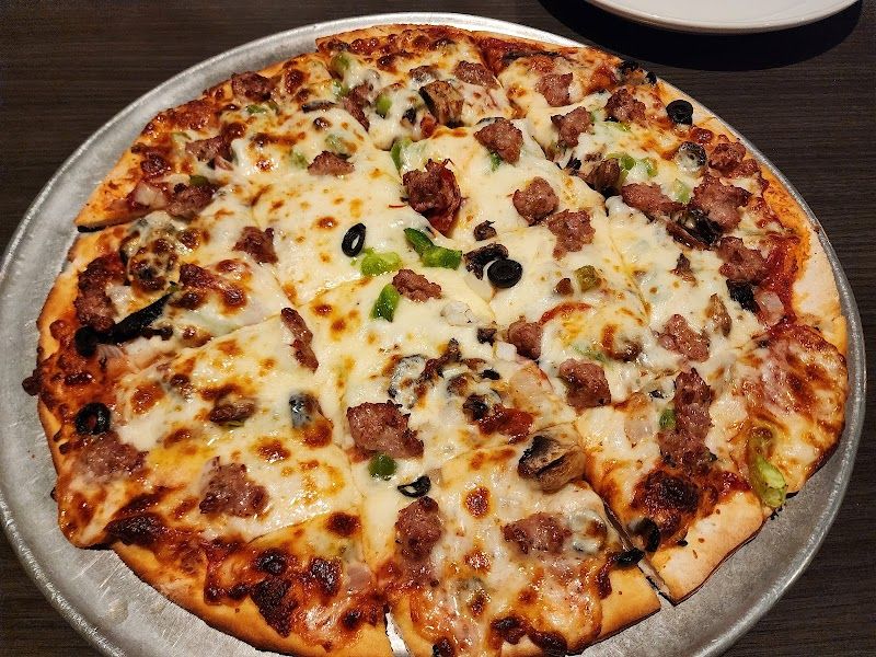 Lou’s LaGrotto - photo 4